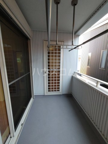 19/30 バルコニー