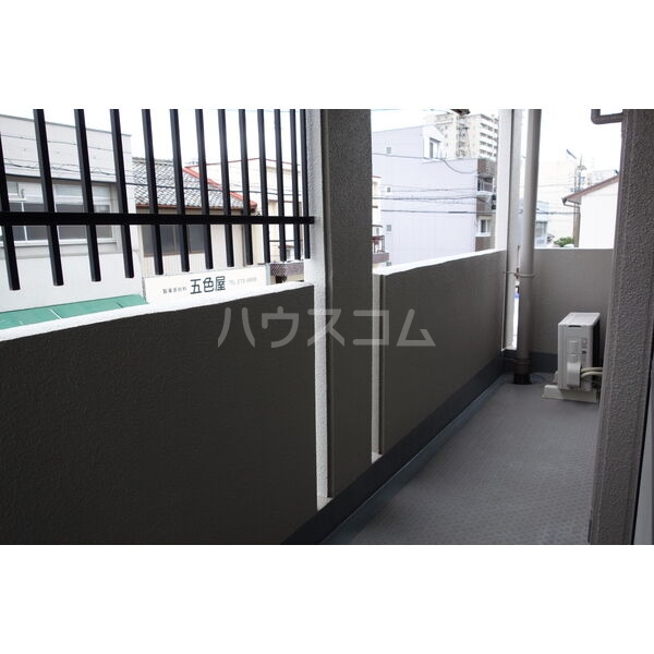 13/19 バルコニー