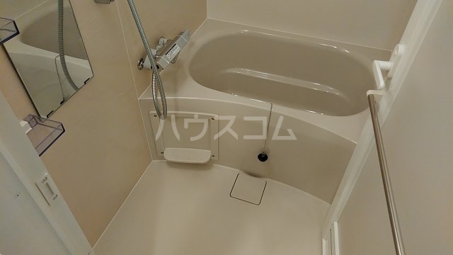 14/30 浴室