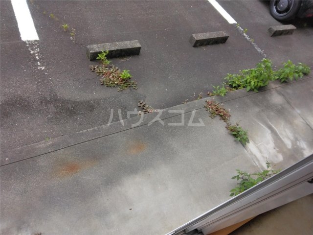 2/3 駐車場