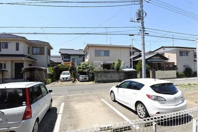 14/17 駐車場