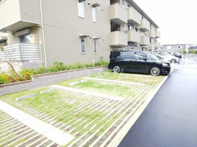 14/24 駐車場