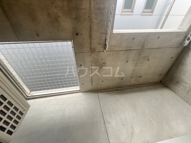 19/30 バルコニー