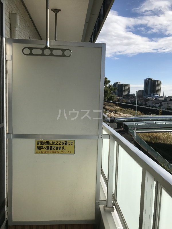 15/28 バルコニー