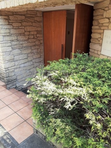 2/5 エントランス