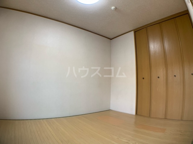 2/4 駐車場