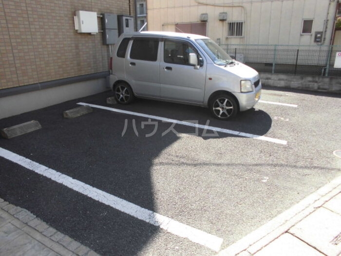 22/30 駐車場