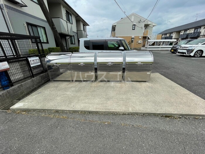 21/25 駐車場