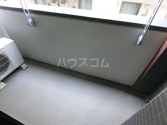 19/26 バルコニー