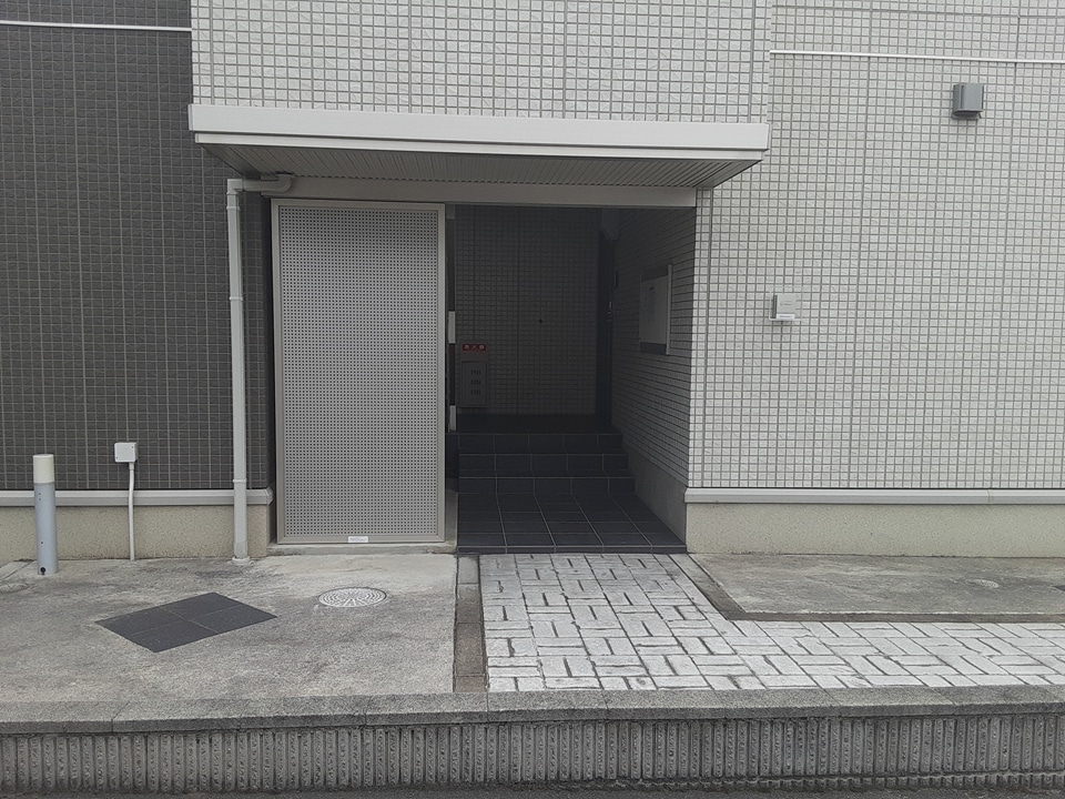 3/5 エントランス