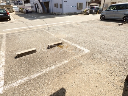 15/25 駐車場
