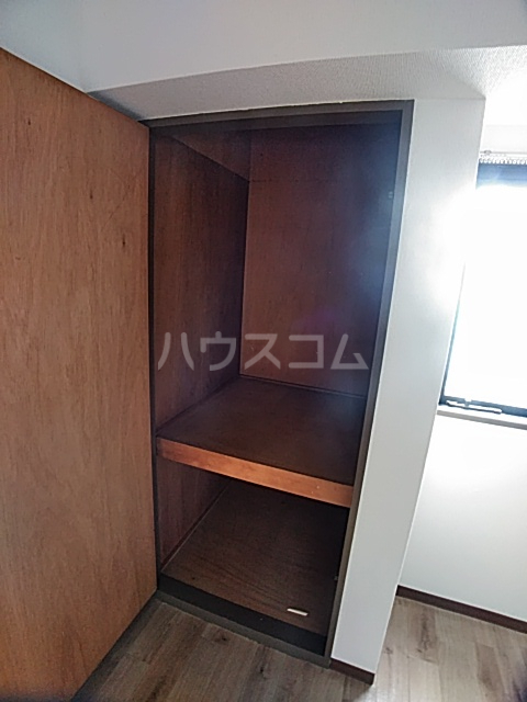 13/30 収納