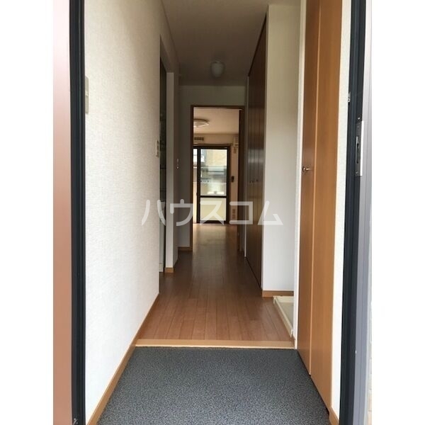 14/22 エントランス