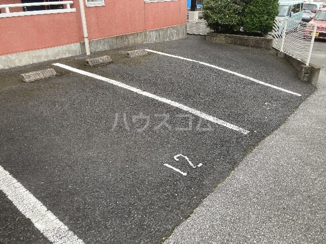 22/30 駐車場