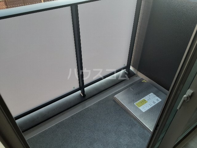 19/30 バルコニー