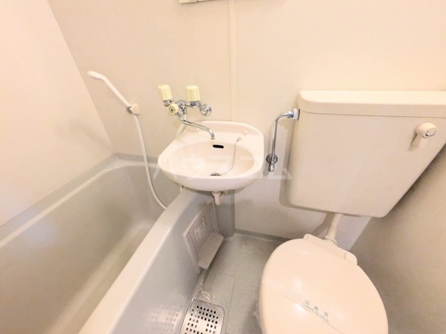 13/30 洗面