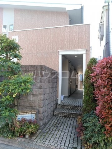 2/3 エントランス