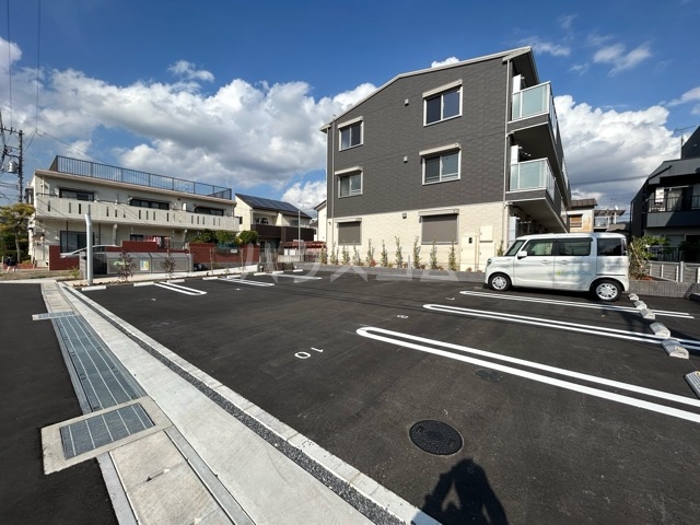 3/5 駐車場