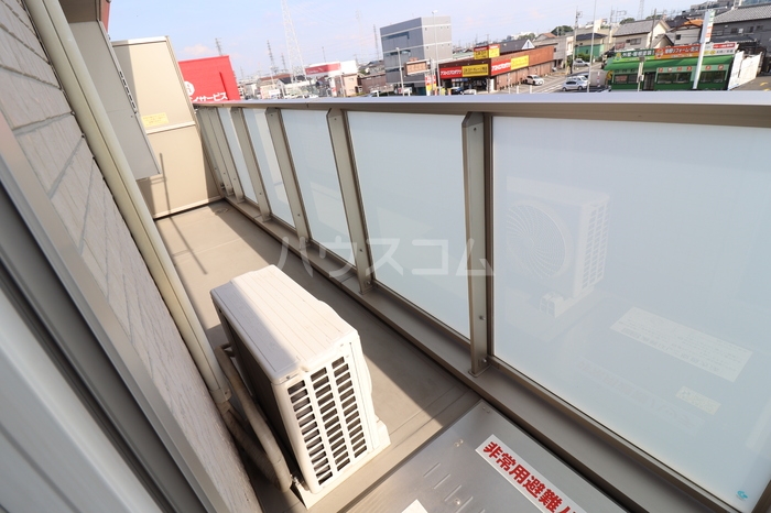 13/22 バルコニー