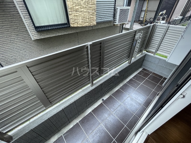 17/26 バルコニー