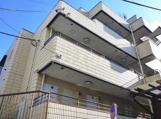 2/10 外観