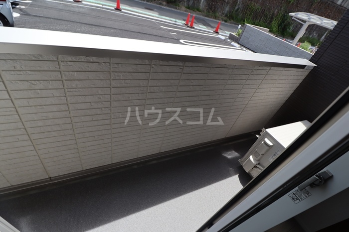 13/19 バルコニー