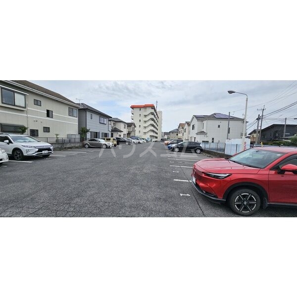 14/22 駐車場
