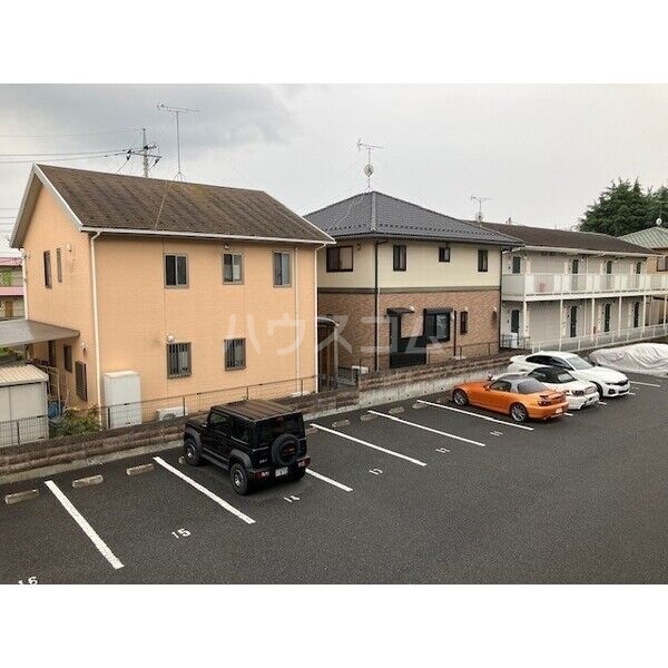 14/22 駐車場