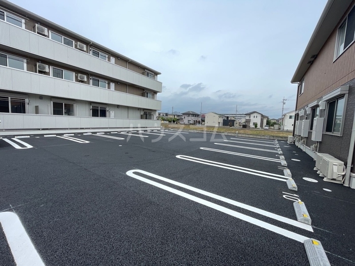 19/30 駐車場