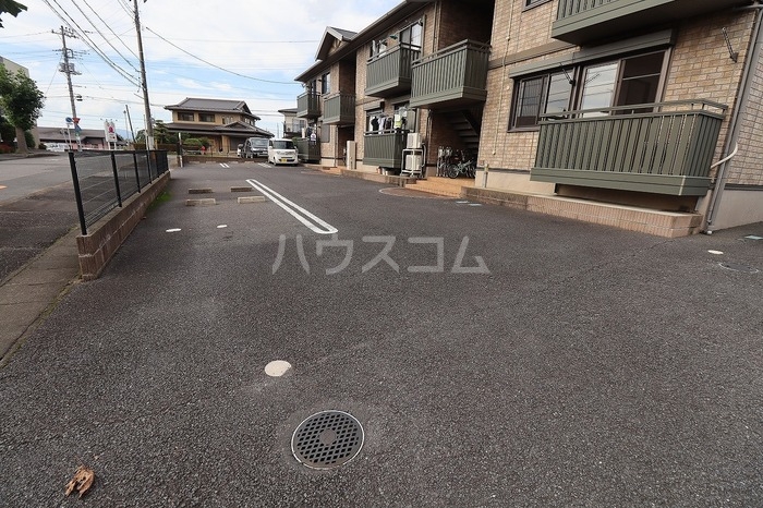 15/24 駐車場