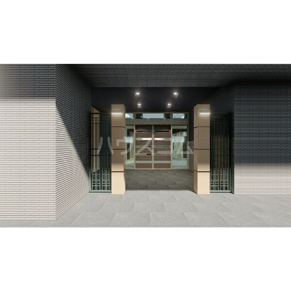 14/22 エントランス