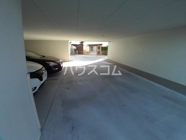 21/27 駐車場