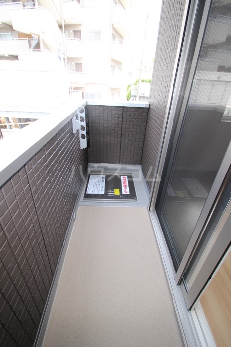 14/30 バルコニー