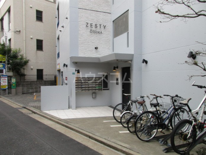 13/23 エントランス