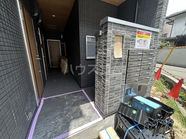 17/27 エントランス