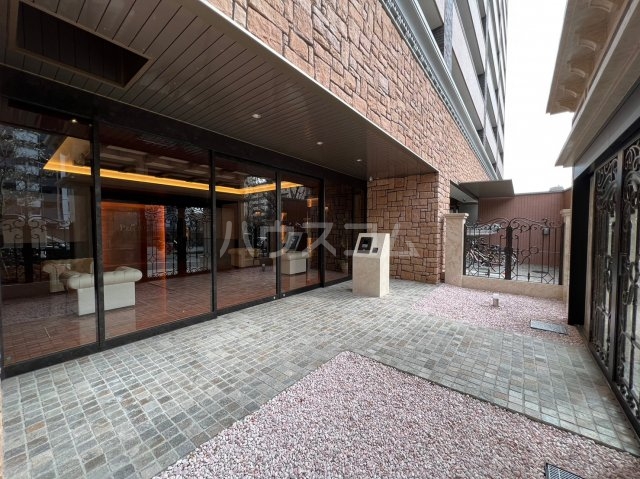 29/30 エントランス