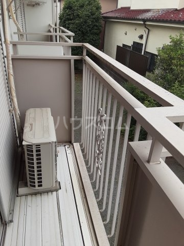 13/19 バルコニー