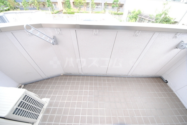 15/18 バルコニー