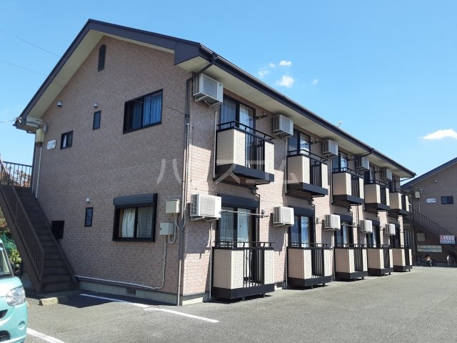 2/4 外観