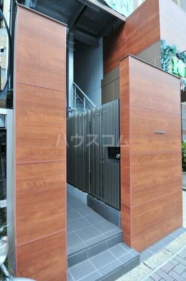 15/16 エントランス