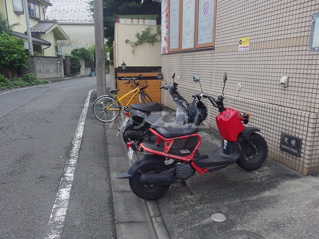 20/25 駐車場