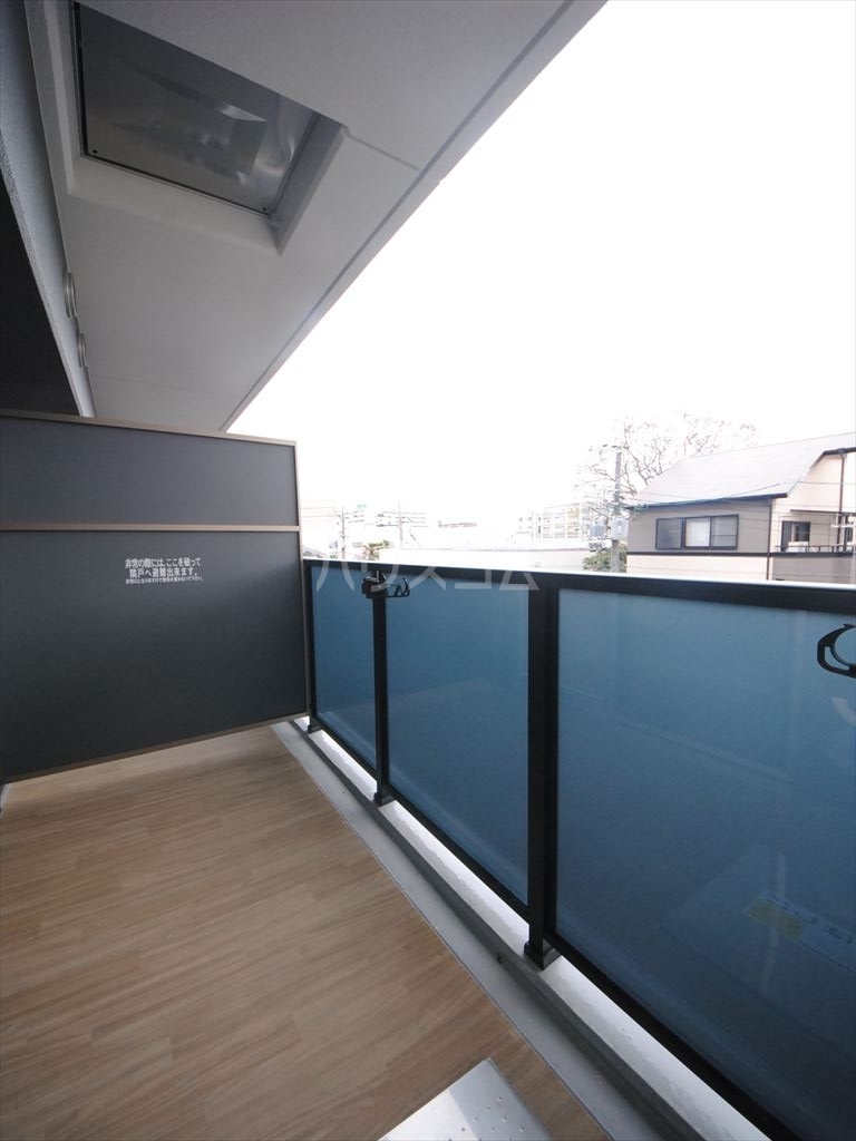 23/30 バルコニー