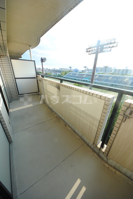17/26 バルコニー