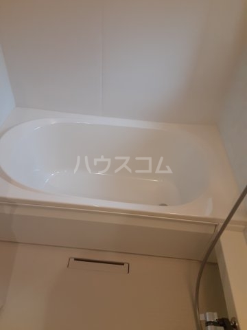16/27 浴室