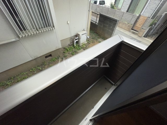 15/23 バルコニー