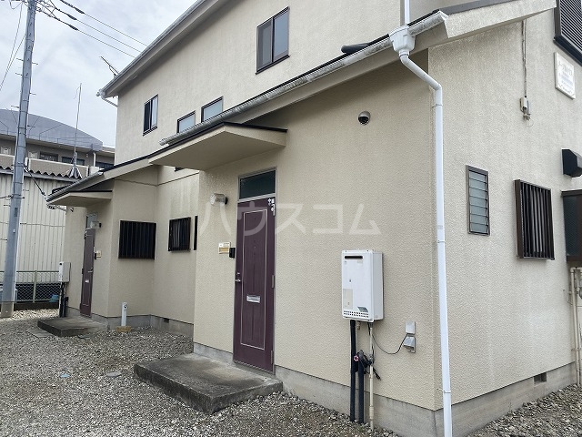 28/30 エントランス
