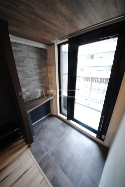 20/30 バルコニー