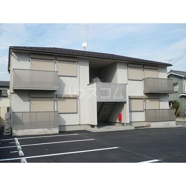 15/23 エントランス