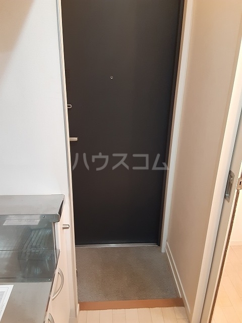 13/30 玄関