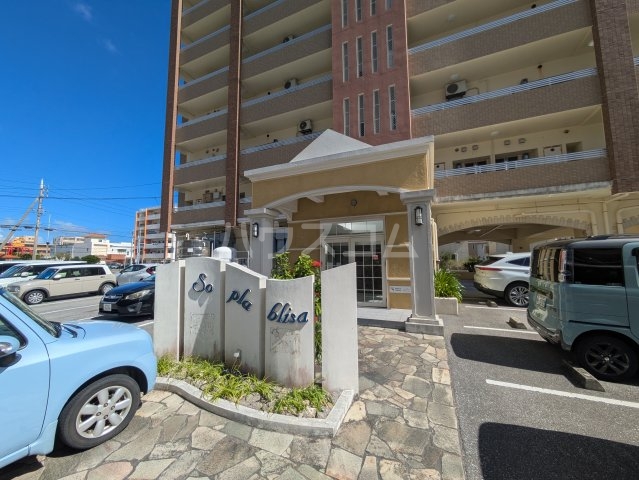 2/5 エントランス